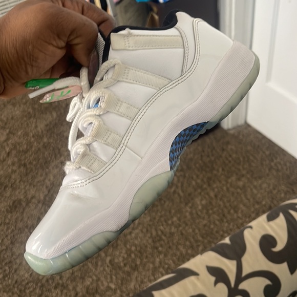 Jordan1 - Picture 2 of 4